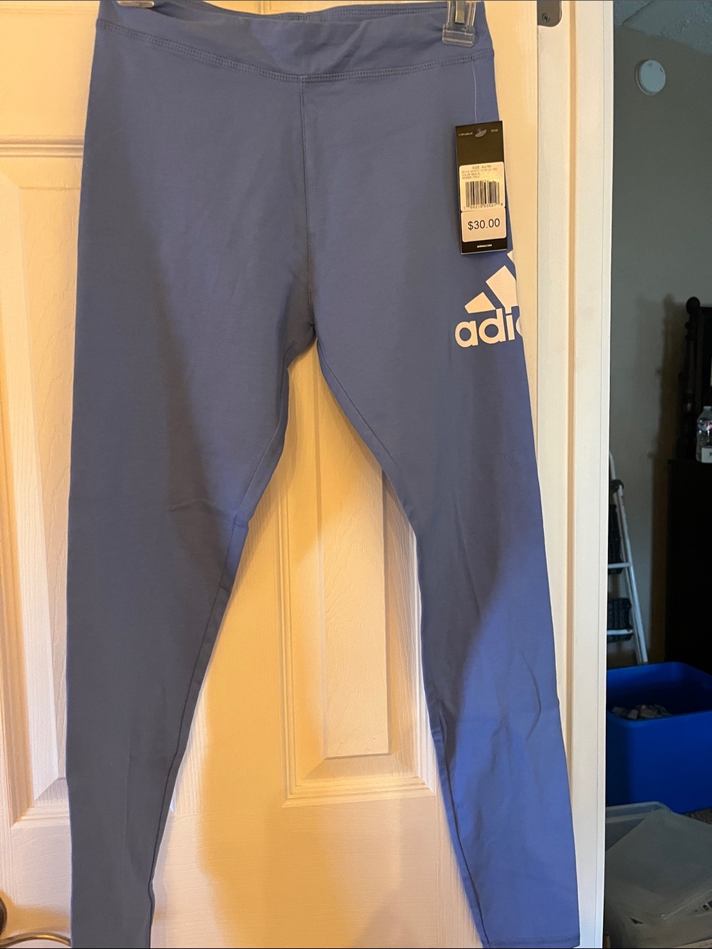 ADIDAS Kids Lavender Athletic Leggings with White Logo
Girls XL (16)